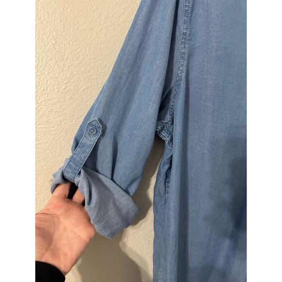Como Re-Vintage Chambray 3/4 Roll Tab Sleeve Blouse Size Large NWT‎ - Picture 7 of 7